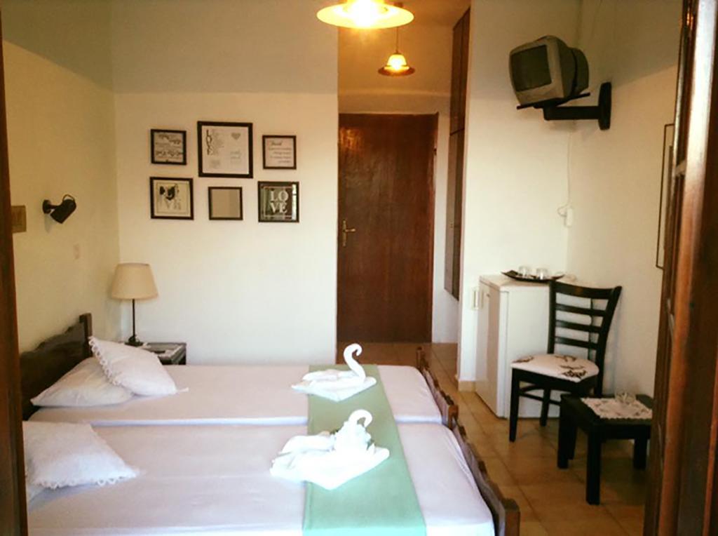 Saint George Hotel Rodhákinon Ngoại thất bức ảnh