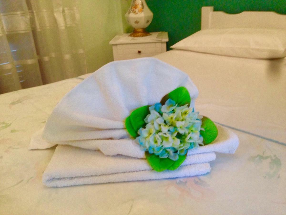 Saint George Hotel Rodhákinon Ngoại thất bức ảnh