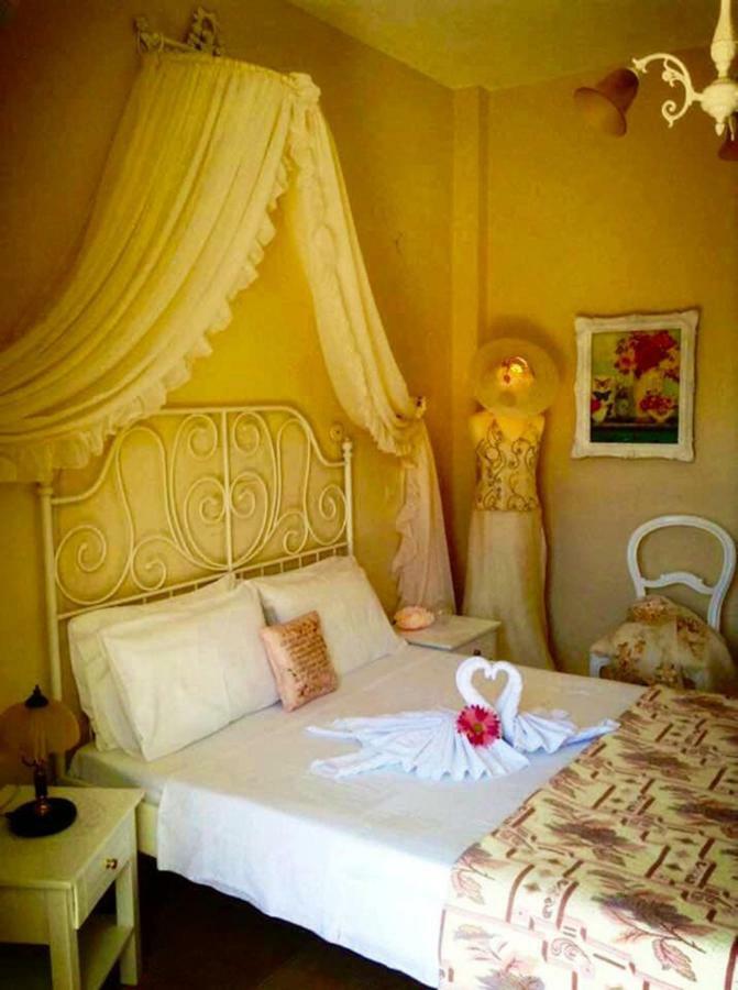 Saint George Hotel Rodhákinon Ngoại thất bức ảnh
